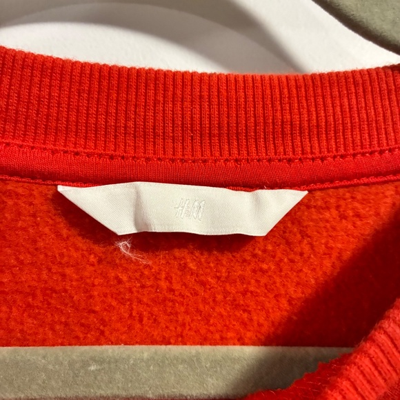 Women's H&M sweatshirt - Picture 2 of 6
